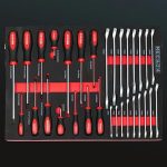 Servante atelier 6 tiroirs avec 112 outils et fermeture centralisée