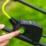 Tondeuse sans fil 37 cm 2×20 V avec bac et mulching