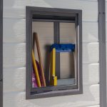 Abri de jardin monopente 1,8 m² polypropylène anti-UV plancher fenêtre charge toiture 75 kg/m²