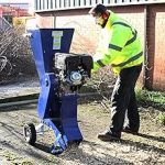 Broyeur de branches essence 15 CV 420 cc capacité 102 mm