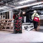 Valise à outils à roulettes 3 compartiments poignée rétractable charge 45 kg