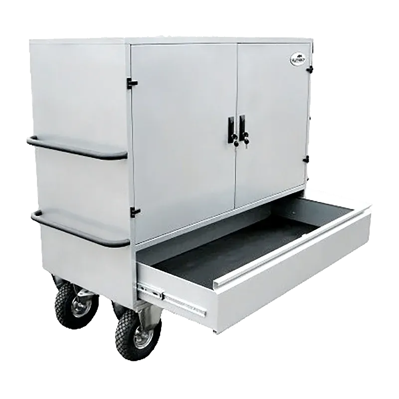 Malle de concours sellerie mobile