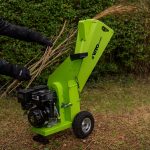 Broyeur de végétaux thermique VITO VIBTRG7 7 CV 208 cm3 Ø 70 mm