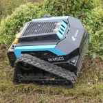 Tondeuse télécommandée à chenilles KOHAM KH-LM2427B pour pente jusqu’à 45°