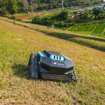 Tondeuse télécommandée à chenilles KOHAM KH-LM2427B pour pente jusqu’à 45°